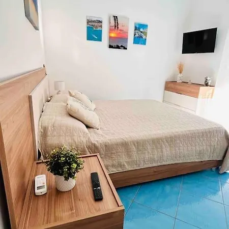Blu House זמברונה