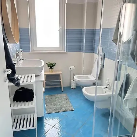 Blu House זמברונה