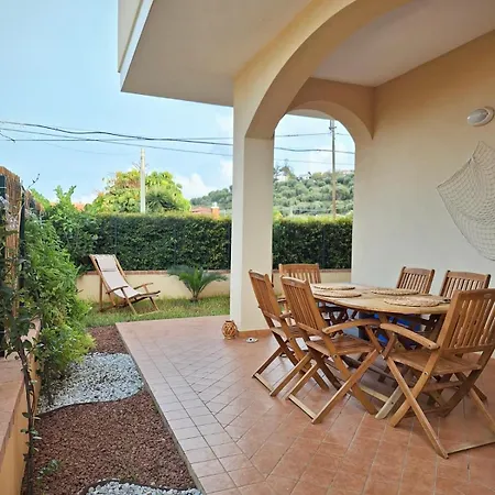 Apartment Blu House Zambrone